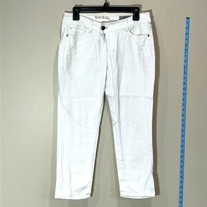 Beautiful White Jeans By Rocks & Indigo. Size 8.